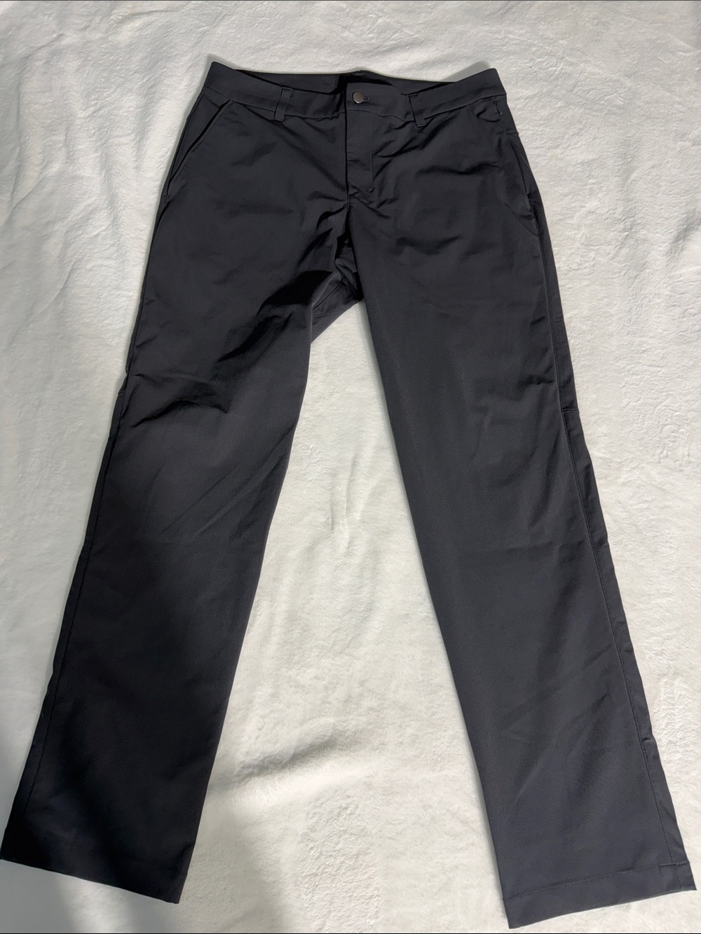 Lululemon Dark Grey Men's Straight-Leg Pants ABC?